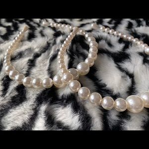 Faux pearl headband